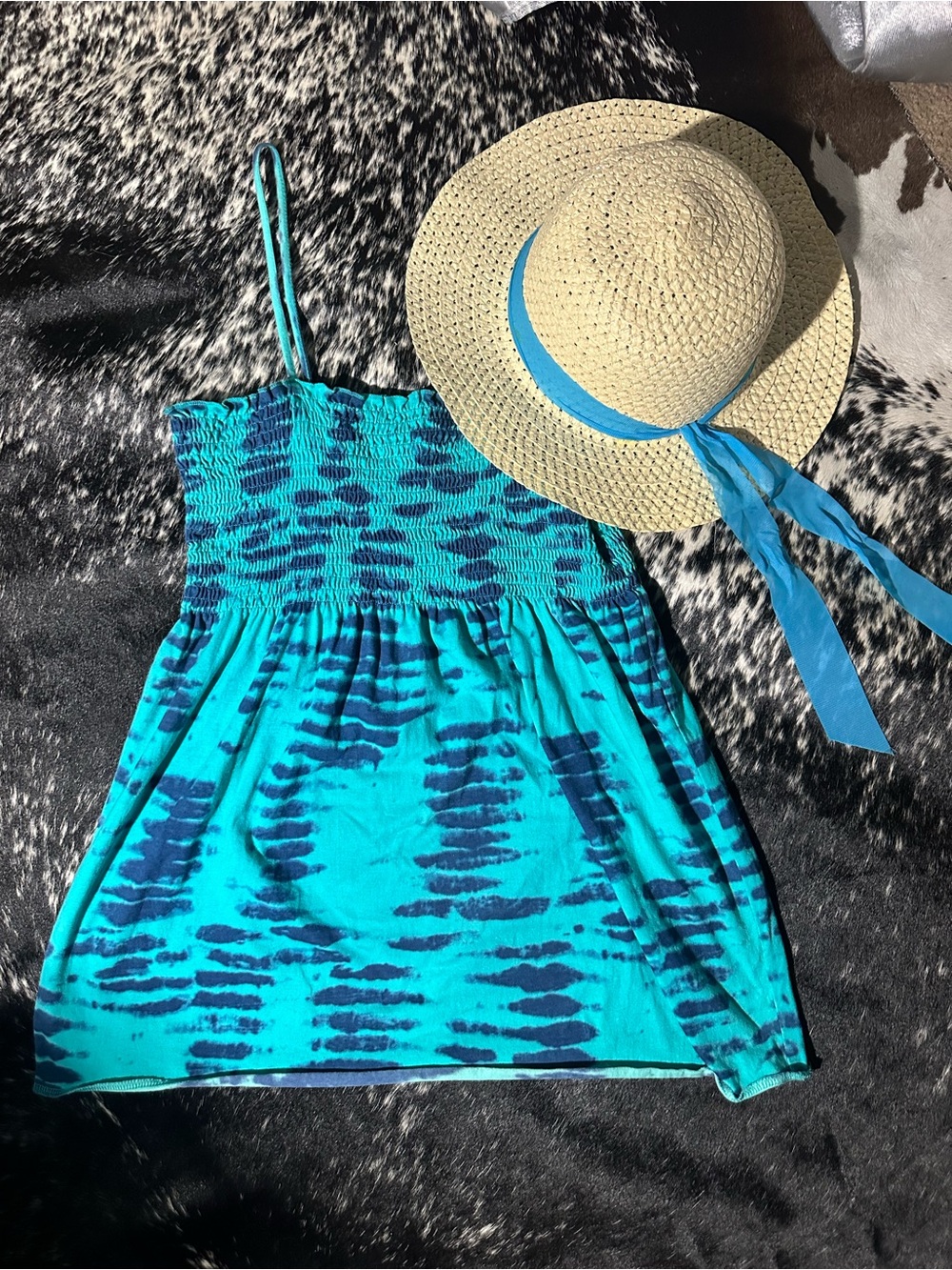 Gitano Turquoise and Navy Tie-Dye Smocked Tank Top